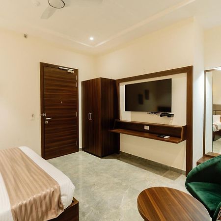 Grand Heritage Hotel & Resort Ludhiana Exterior foto