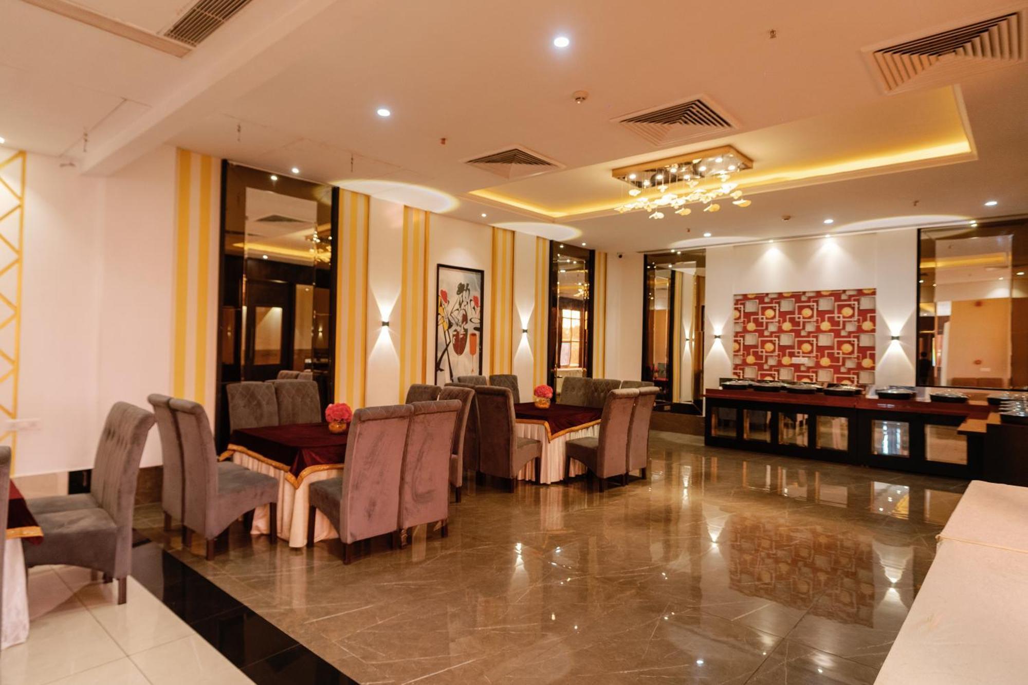 Grand Heritage Hotel & Resort Ludhiana Exterior foto